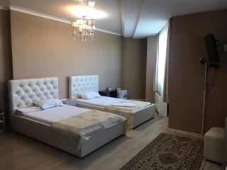 Отель Royal M Нур-Султан Двухместный номер с 2 отдельными кроватями-3