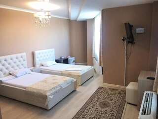 Отель Royal M Нур-Султан Двухместный номер с 2 отдельными кроватями-12